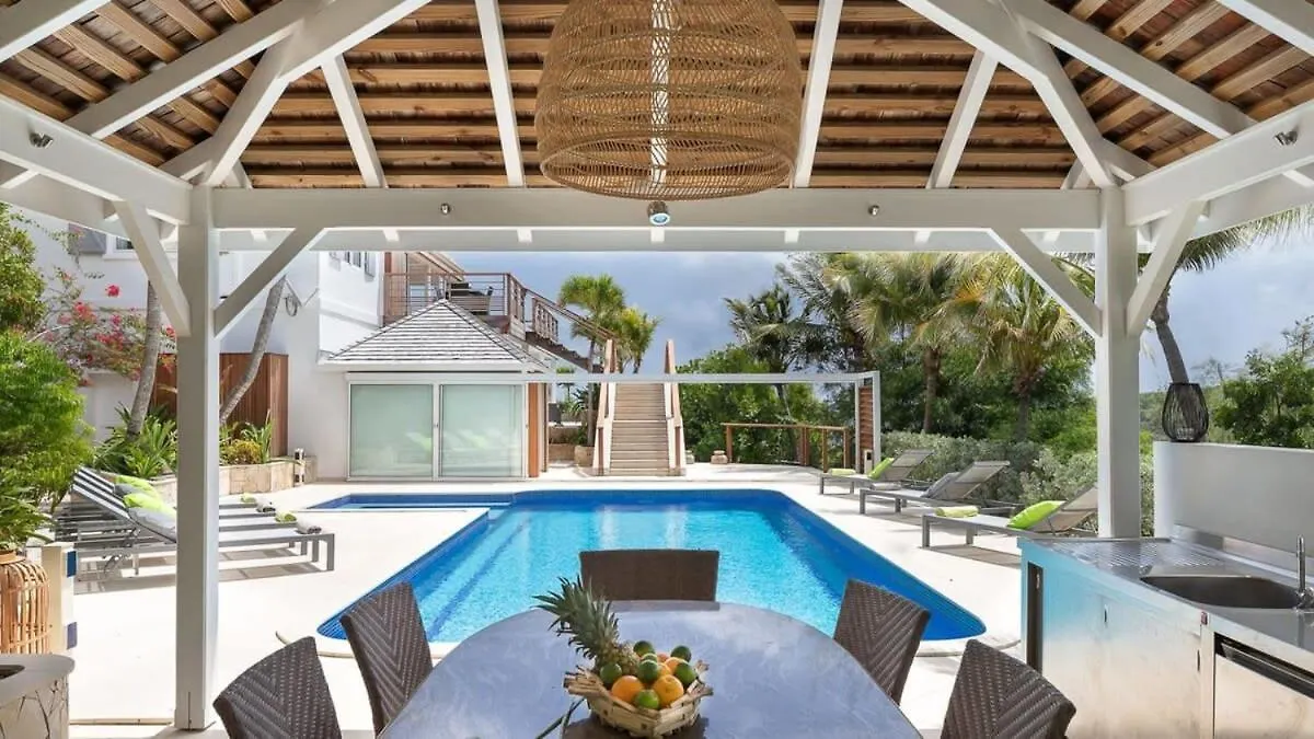 Private Villa With Astonishing View Of Hills Pointe Milou