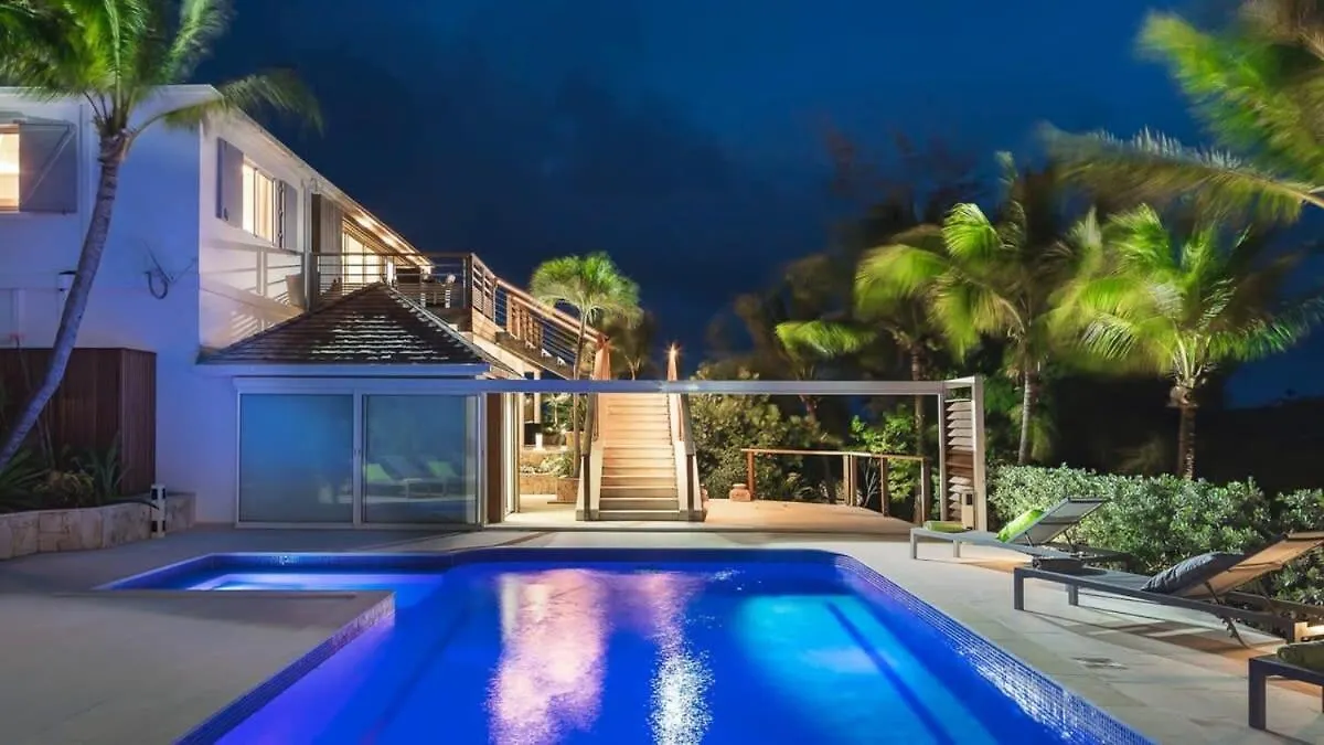 Private Villa With Astonishing View Of Hills Pointe Milou